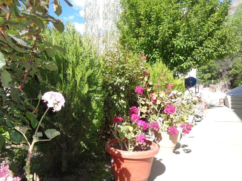 Yourdum Guest House Hundar Exterior foto